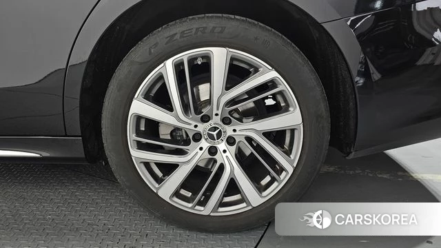Mercedes-Benz E-Class W214 id 4408241 из Кореи 13