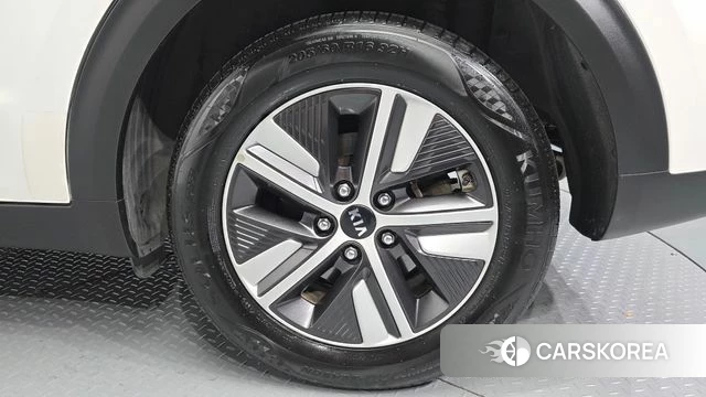 Kia The New Niro id 4662303 из Кореи 13