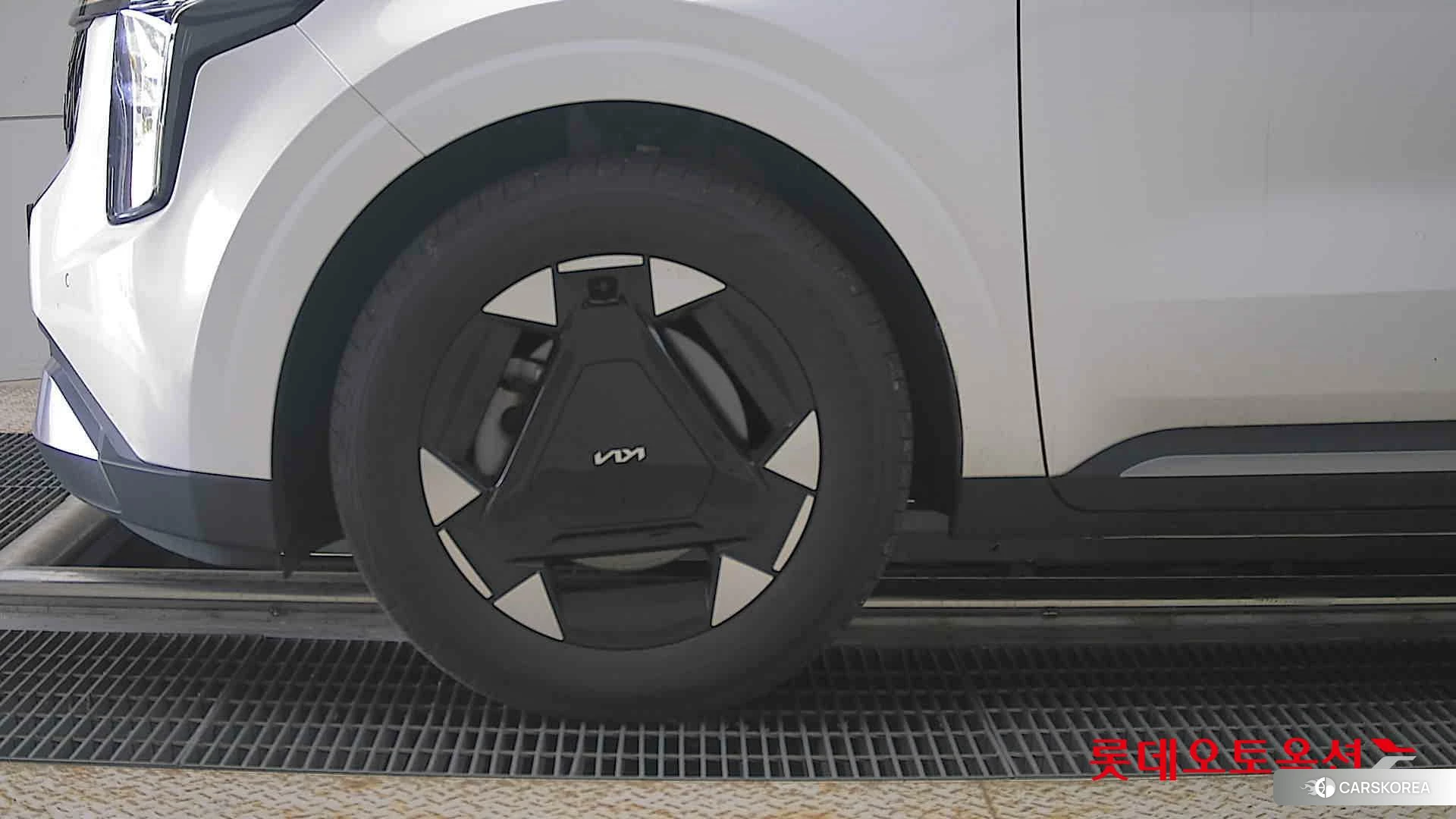 Kia Carnival Hybrid id 4347391 из Кореи 13