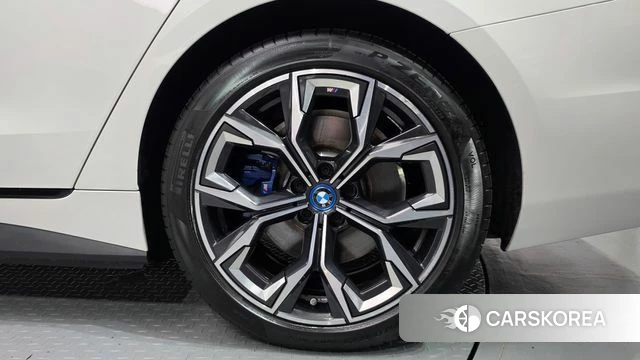 BMW i4 id 4749875 из Кореи 13