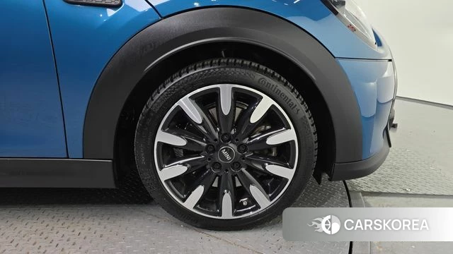 Mini Cooper S id 4361903 из Кореи 13