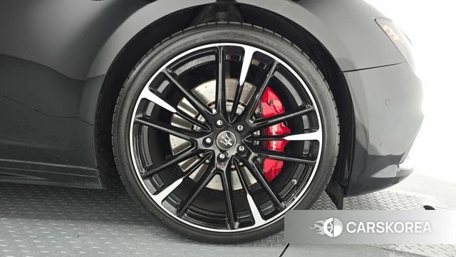 Maserati Ghibli id 4415779 из Кореи 13