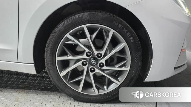 Hyundai The New Avante AD id 4232454 из Кореи 13