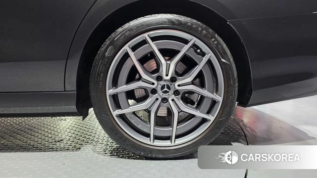 Mercedes-Benz E-Class W213 id 4572772 из Кореи 13