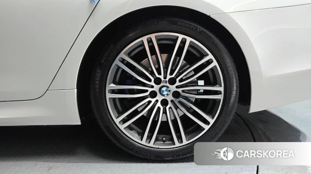 BMW 5 Series (G30) id 4551576 из Кореи 13