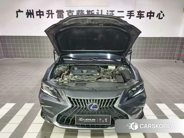 Lexus ES id 4291462 из Китая 13