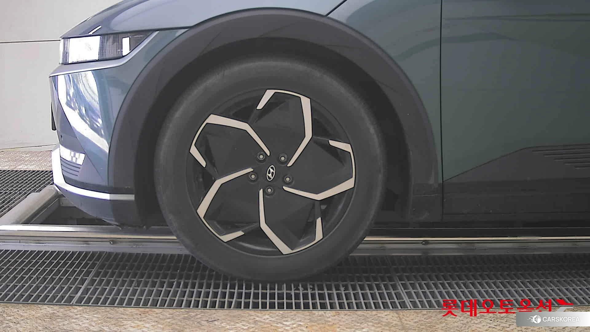 Hyundai IONIQ 5 id 3882073 из Кореи 13