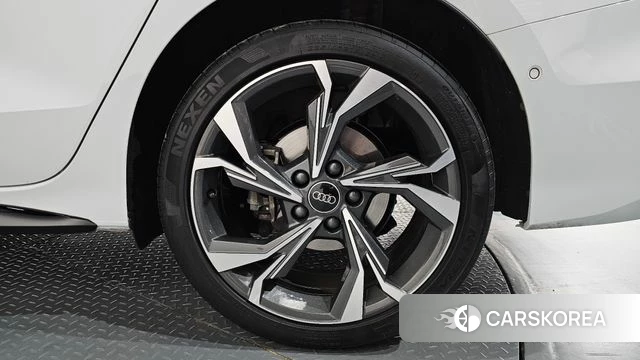 Audi A3 (8Y) id 4321637 из Кореи 13