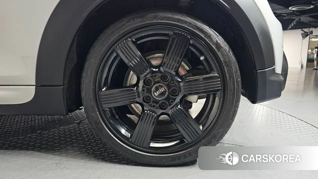 Mini Cooper S Convertible id 4753683 из Кореи 13
