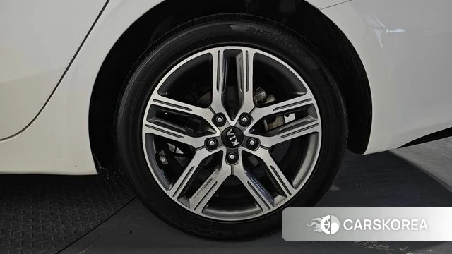 Kia Come New K3 id 4780576 из Кореи 13