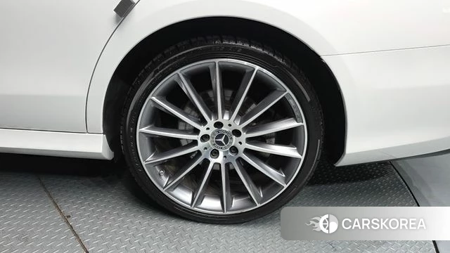 Mercedes-Benz E-Class W213 id 4402273 из Кореи 13