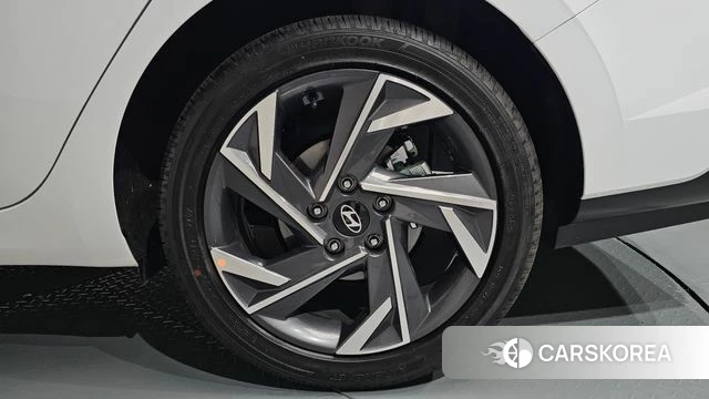 Hyundai The New Avante (CN7) id 4421256 из Кореи 13