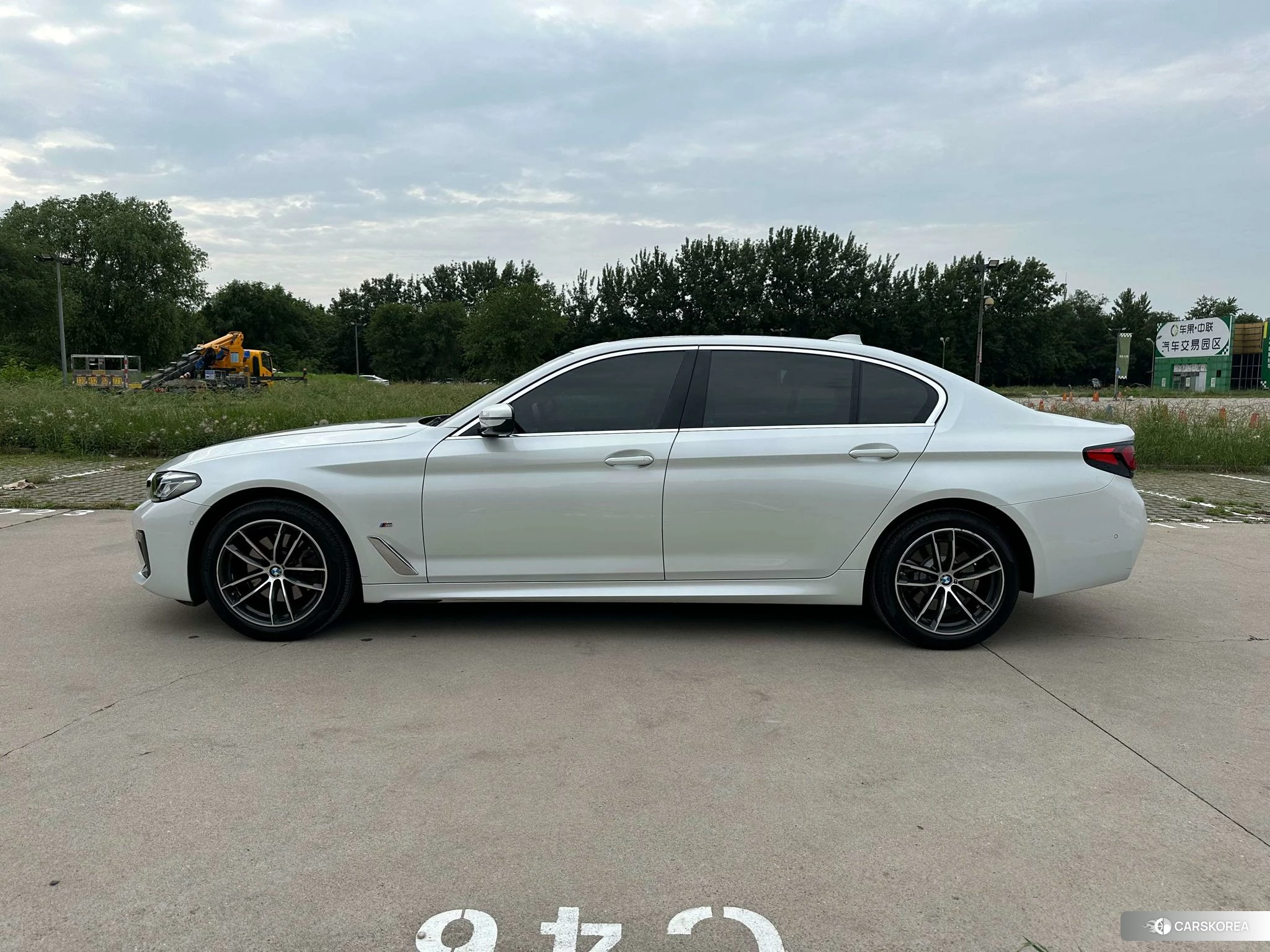 BMW 5 series id 4407432 из Китая 13