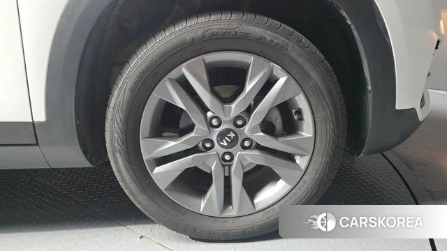 Kia Seltos id 4873079 из Кореи 13