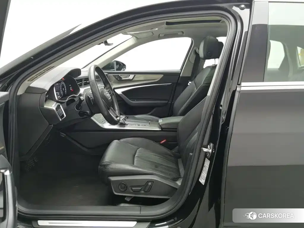 Audi A6L id 4622609 из Китая 13