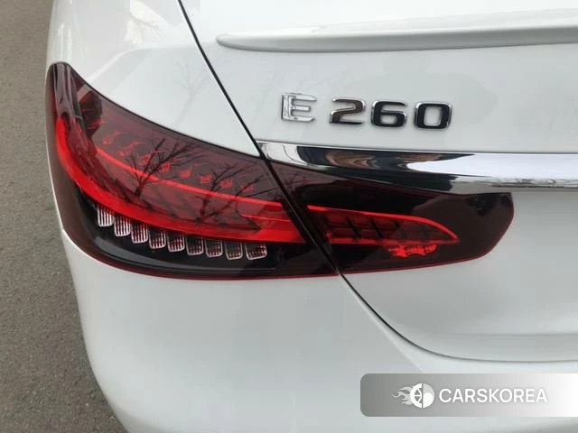 Mercedes-Benz E-class (imported) id 4256465 из Китая 13