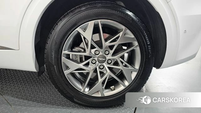 Genesis GV70 id 4500047 из Кореи 13