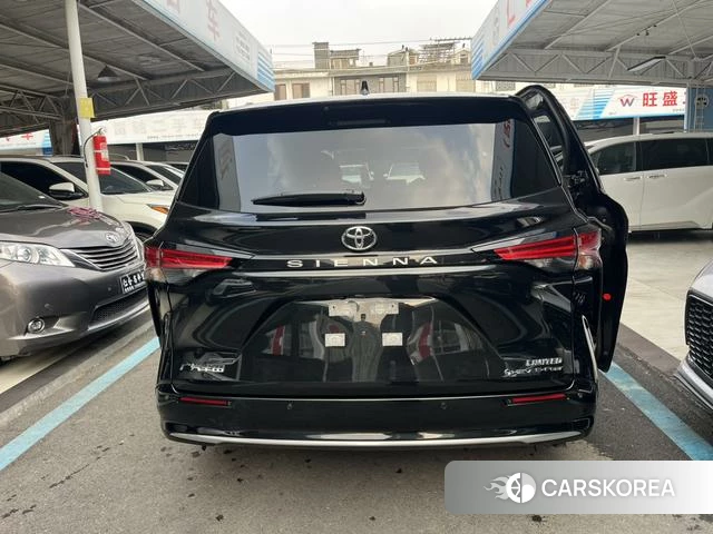 Toyota Saina id 4261180 из Китая 13