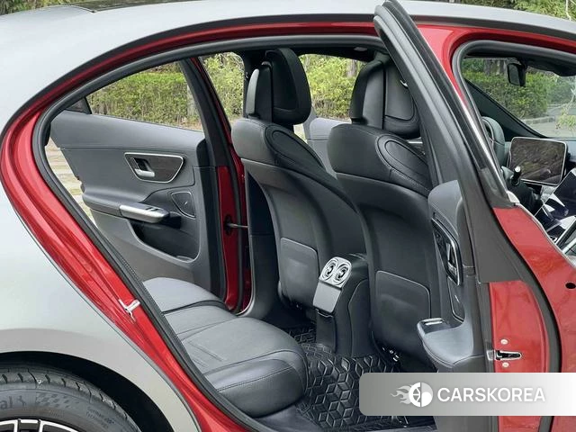 Mercedes-Benz Class C id 4333634 из Китая 13