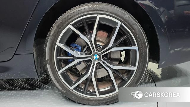 BMW 5 Series (G30) id 4637054 из Кореи 13