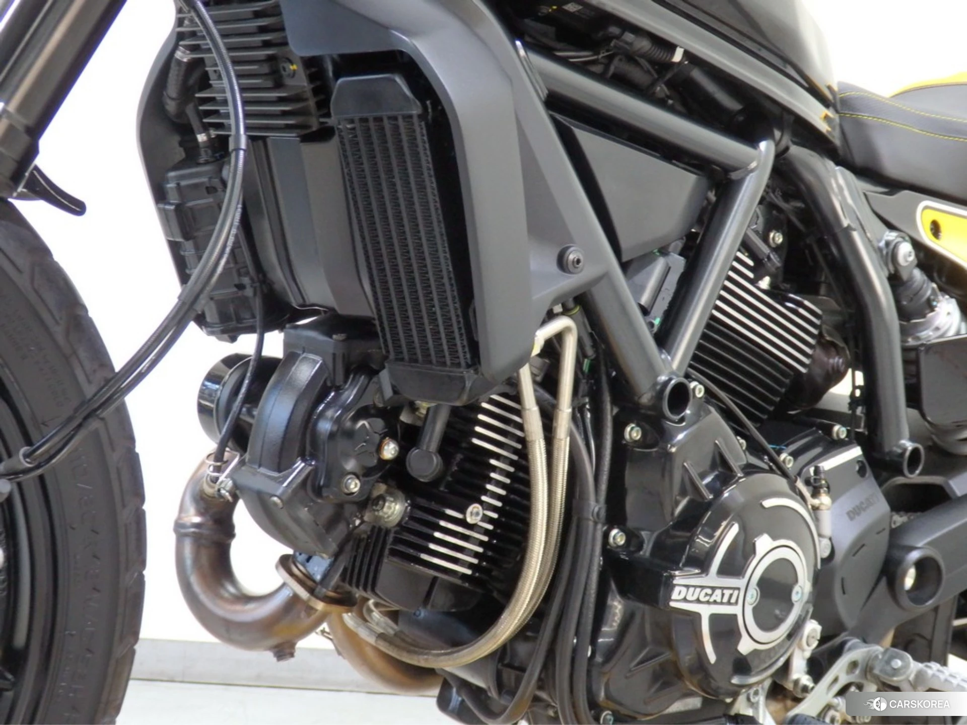 Ducati SCRAMBLER FULL THROTTLE id 4191882 из Японии 13