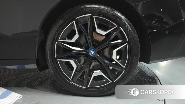 BMW iX id 4475294 из Кореи 13
