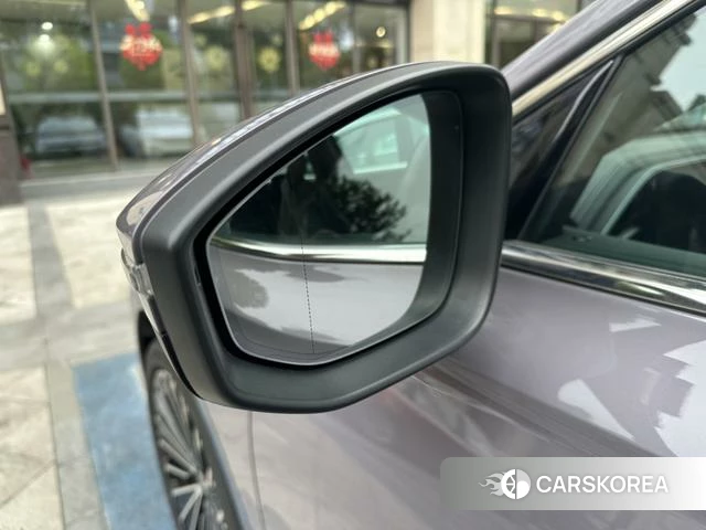 Volkswagen Passat id 4238216 из Китая 13