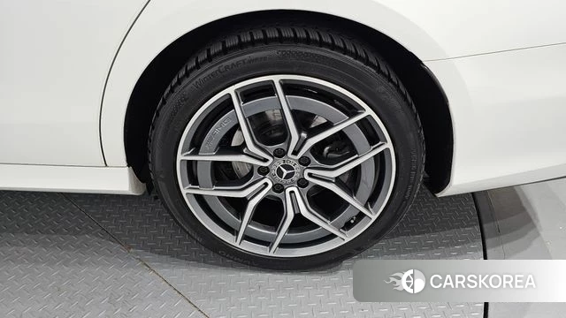 Mercedes-Benz E-Class W213 id 4201951 из Кореи 13