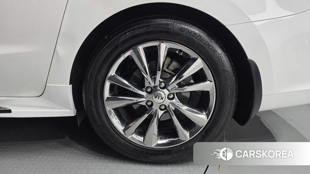 Kia The New Carnival id 4304619 из Кореи 13