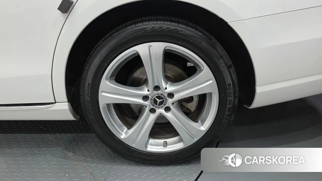 Mercedes-Benz E-Class W213 id 4713310 из Кореи 13