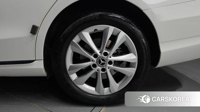 Mercedes-Benz C-Class W205 id 4637434 из Кореи 13