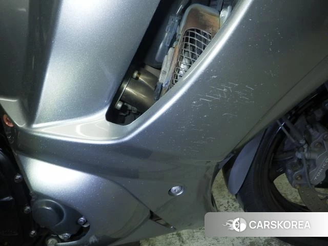 Suzuki BANDIT 1250F id 3947204 из Японии 13