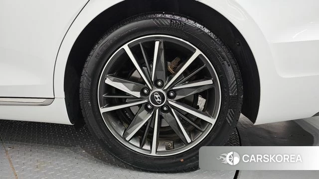 Hyundai The New Grandeur IG id 4763530 из Кореи 13
