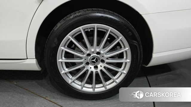 Mercedes-Benz E-Class W213 id 4401676 из Кореи 13