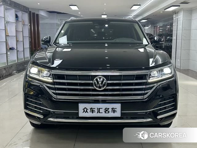 Volkswagen Touareg id 4213387 из Китая 13