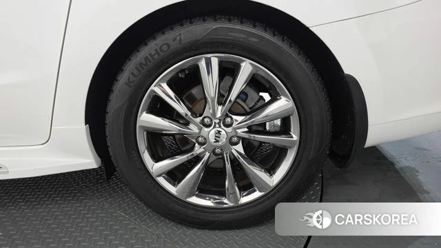 Kia The New Carnival id 4751319 из Кореи 13