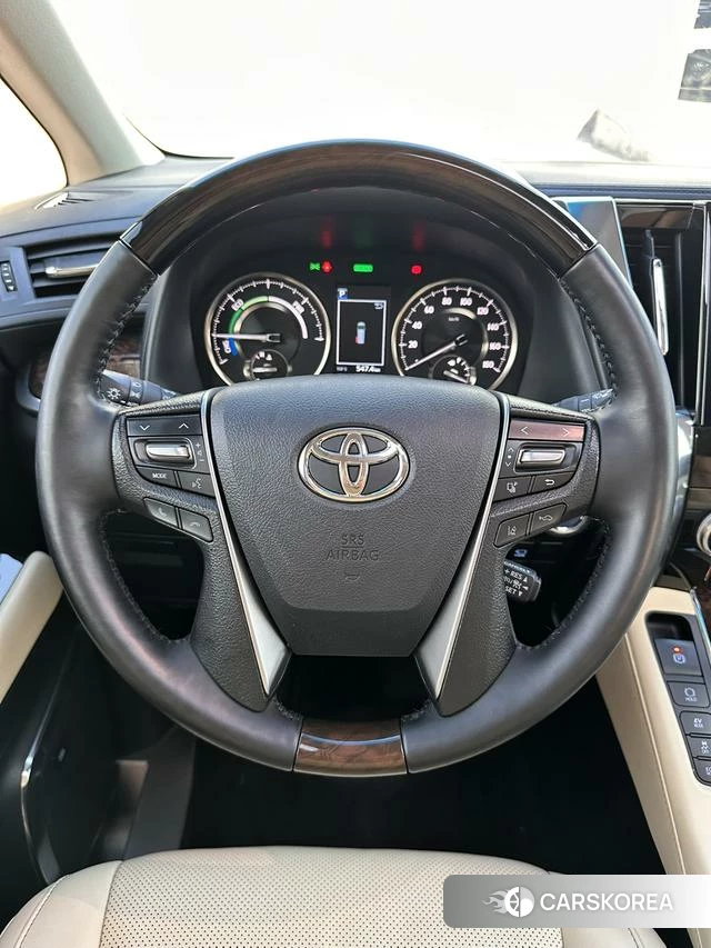 Toyota Elfa id 4272871 из Китая 13
