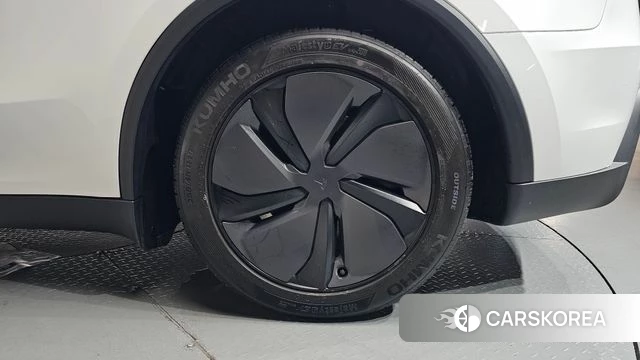 Tesla Model Y id 4441796 из Кореи 13