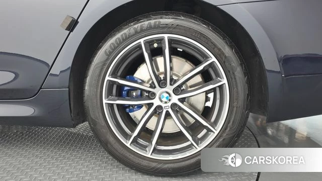 BMW 5 Series (G30) id 4676471 из Кореи 13