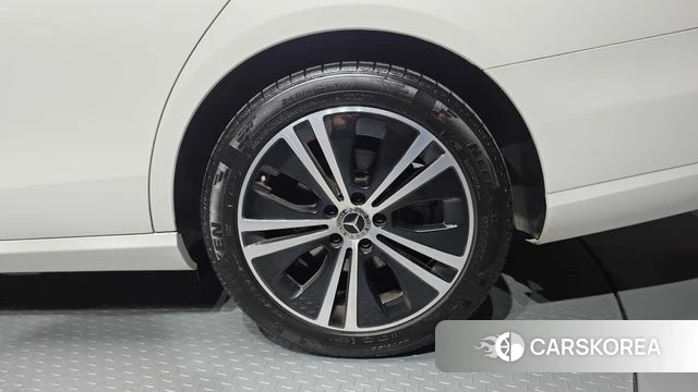 Mercedes-Benz E-Class W213 id 4293700 из Кореи 13