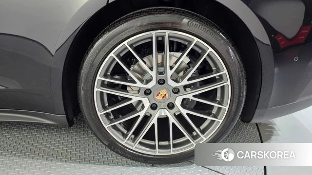 Porsche Panamera (976) id 4847579 из Кореи 13