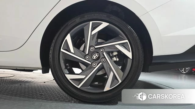 Hyundai The New Avante (CN7) id 4639781 из Кореи 13