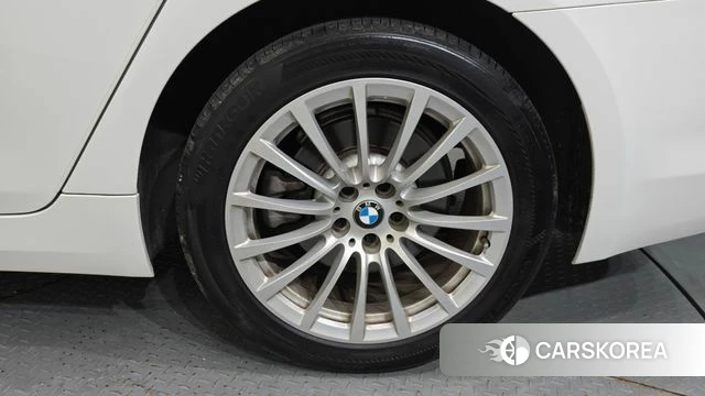 BMW 5 Series (G30) id 4632611 из Кореи 13