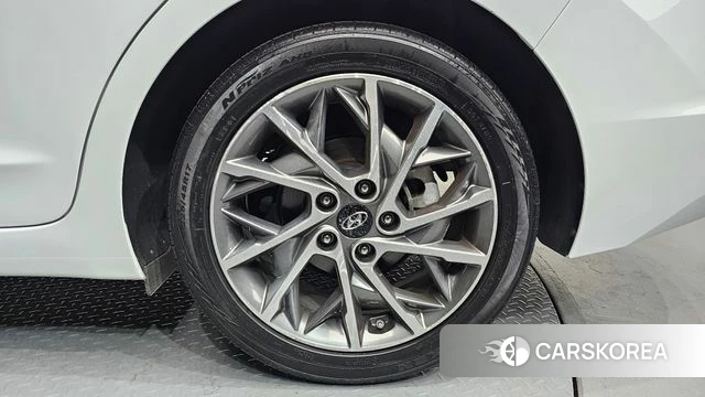 Hyundai The New Avante AD id 4331529 из Кореи 13