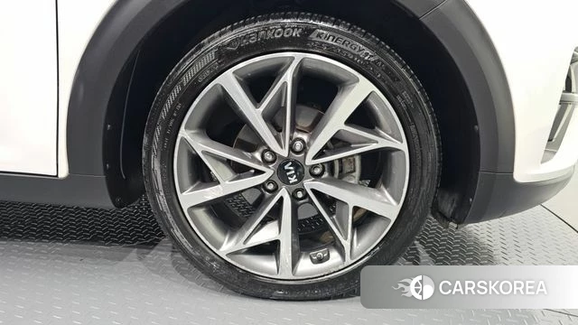 Kia The New Niro id 4693500 из Кореи 13