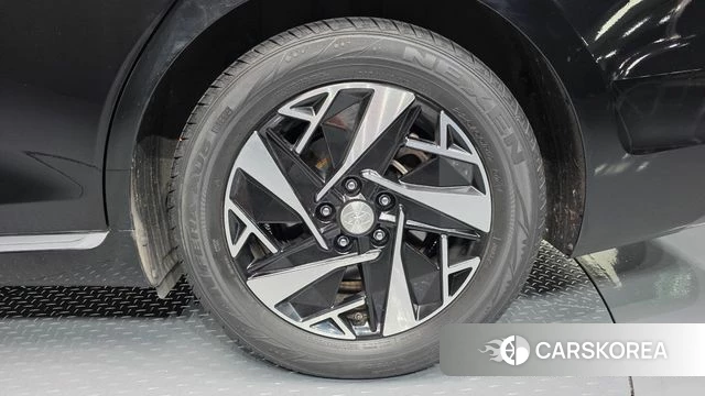 Hyundai The New Grandeur IG Hybrid id 4753902 из Кореи 13