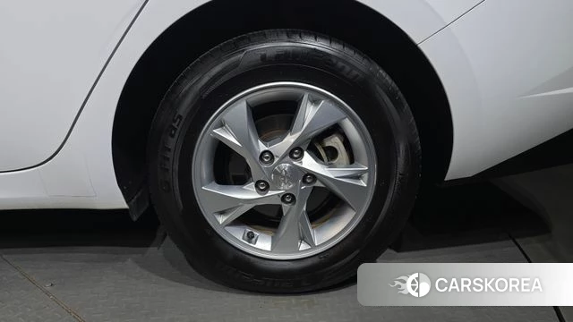 Hyundai Avante (CN7) id 4389374 из Кореи 13