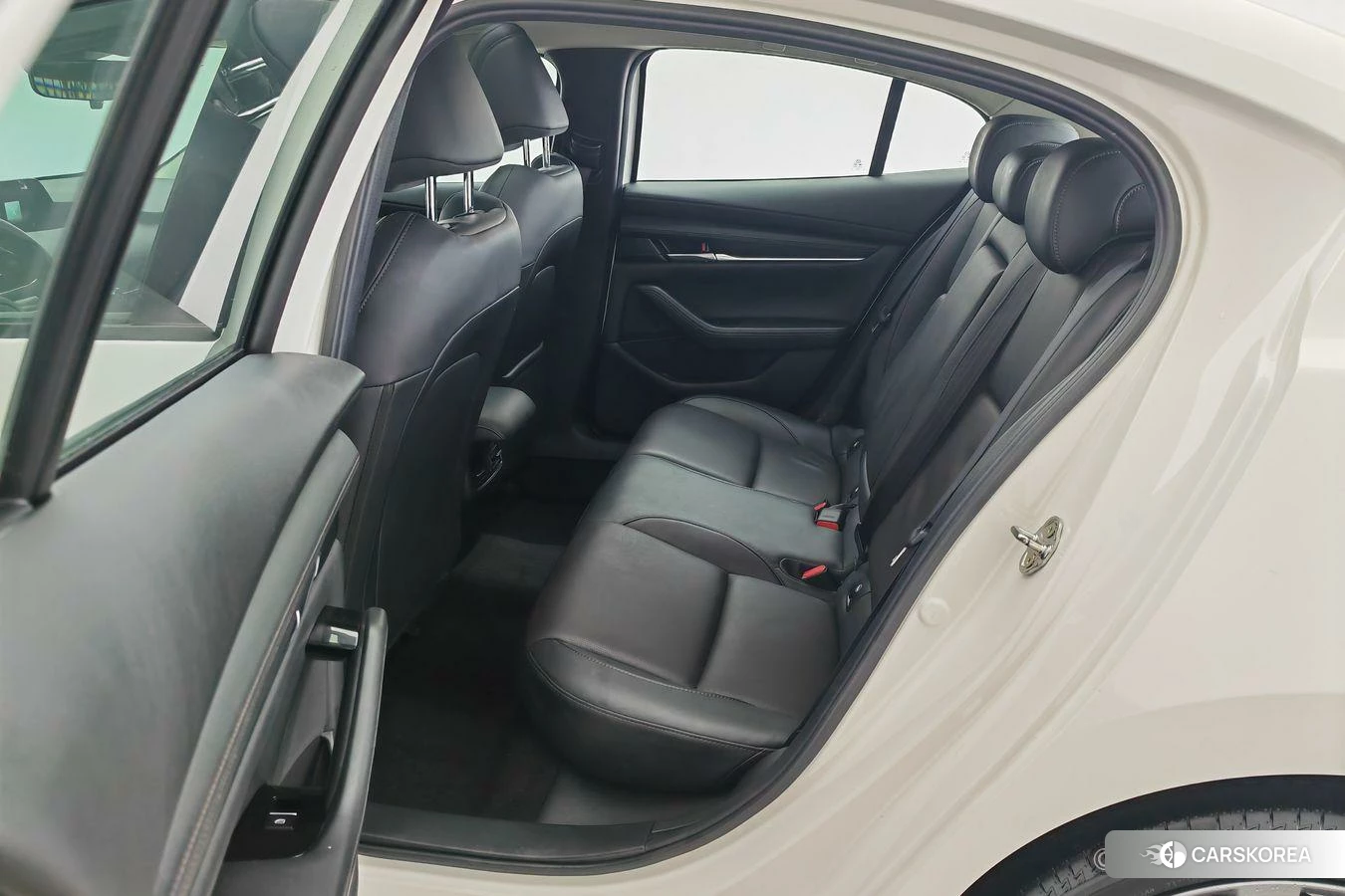 Mazda 3 id 4492894 из Китая 13