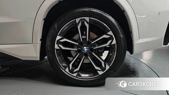BMW X1 (U11) id 4792000 из Кореи 13