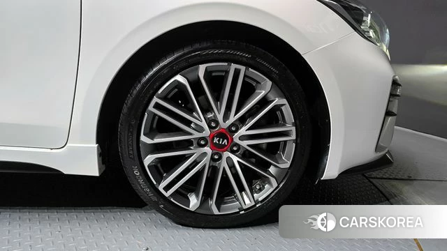 Kia Come New K3 id 4203368 из Кореи 13